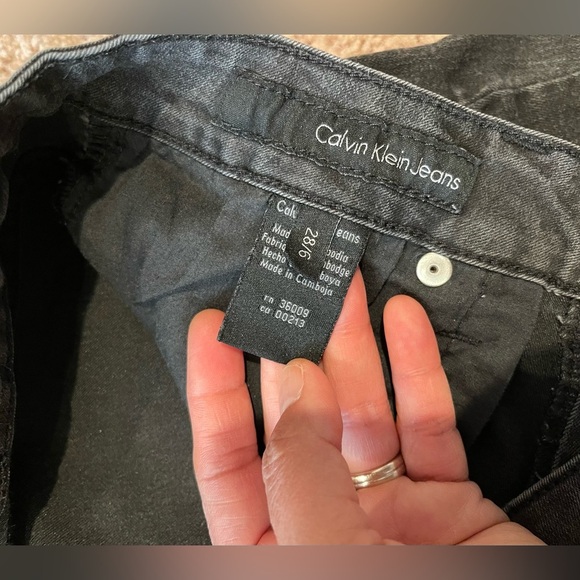 CALVIN KLEIN JEANS Charcoal Black Mid-waist Straight Leg Jeans S 28/6 - Picture 3 of 9